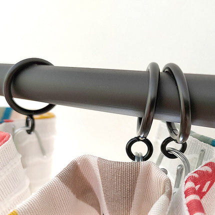 Gardinenringe aus Metall mit Haken