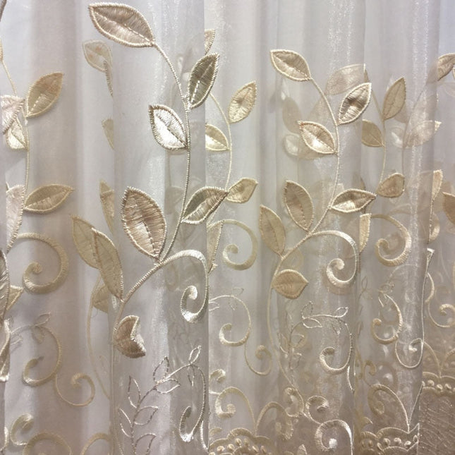 Gold bestickte Voile-Gardine mit Blättern
