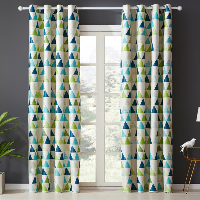 Grüner Deko-Vorhang mit geometrischem Muster
