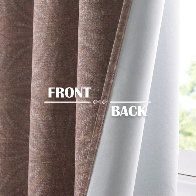 Verdunkelungsvorhang mit geometrischem Muster