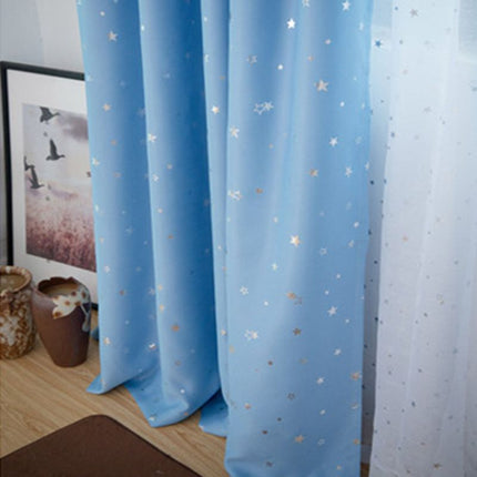 Hellblauer Verdunkelungsvorhang mit Sternen