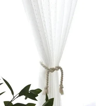 Voile-Gardine mit feiner Punkt-Stickerei