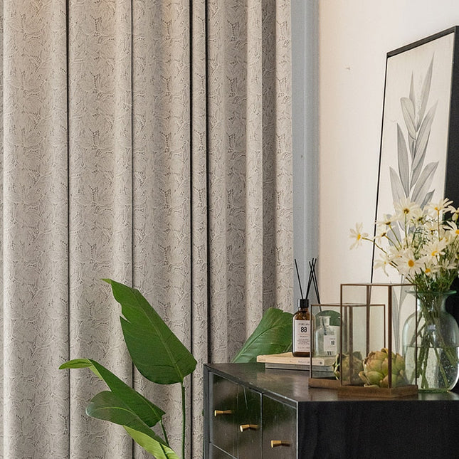 Cremeweißer Jacquard Verdunkelungsvorhang mit Spitze