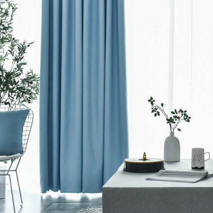 Verdunkelungsvorhang für Wohnzimmer in Blau