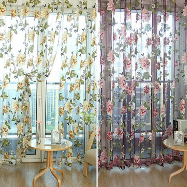 Leichter Voile-Vorhang mit großem Blumenmuster