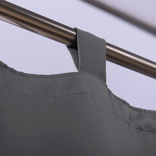 Blickdichter Verdunkelungsvorhang mit praktischen Schlaufen