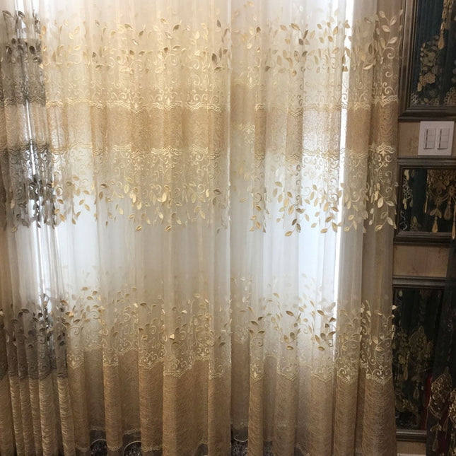 Gold bestickte Voile-Gardine mit Blättern