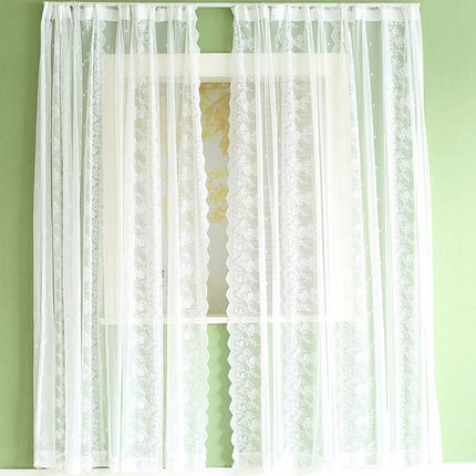 Transparenter Voile-Vorhang mit zarter Spitze