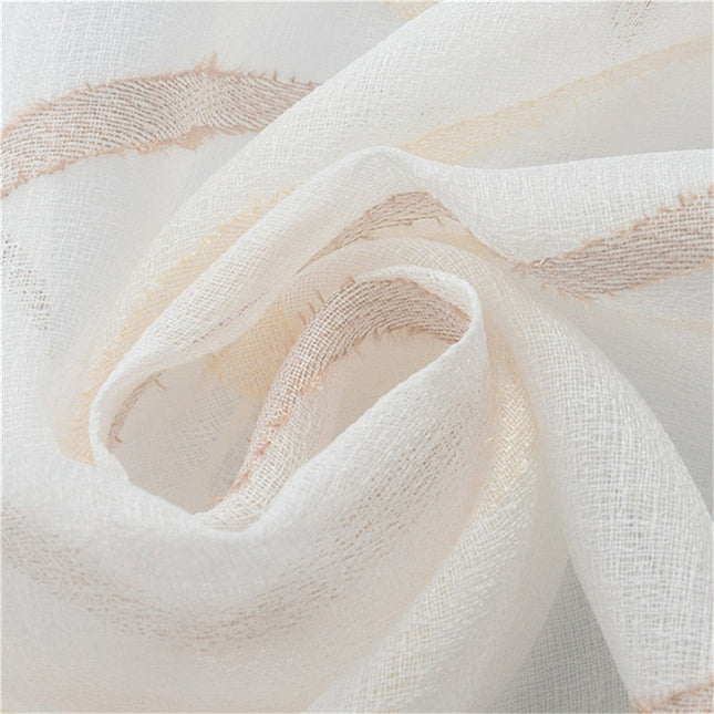 Gardine mit gewelltem Linienmuster modern