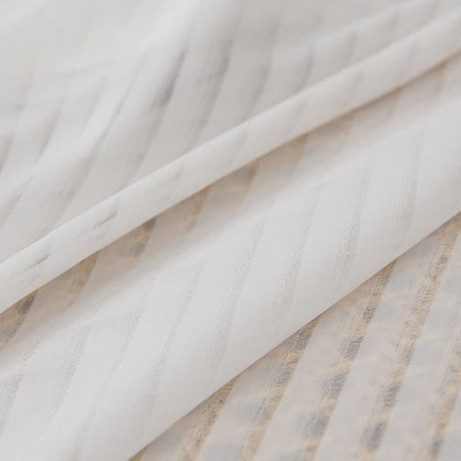 Gardine Aquilaria mit praktischem Klettverschluss