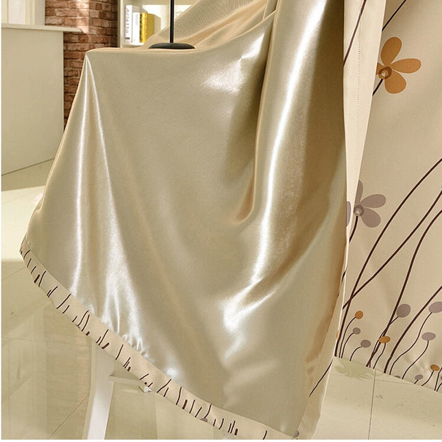 Verdunkelungsvorhang mit abstraktem Blumenmuster