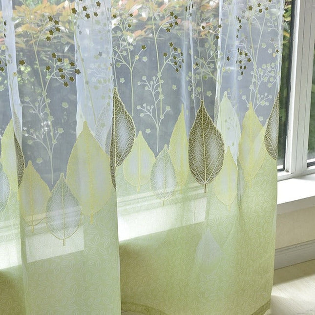 Transparenter Vorhang mit modernem Blatt-Motiv
