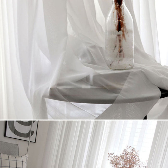 Weißer halbtransparenter Voile Vorhang