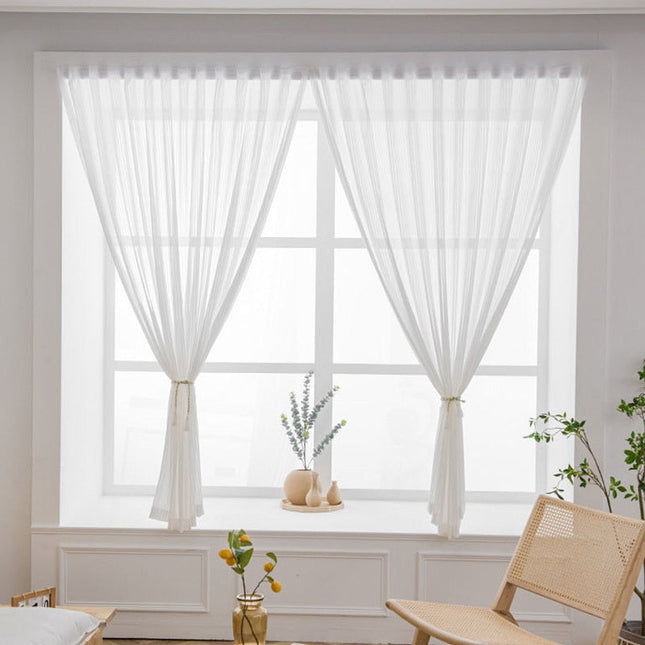 Gardine Aquilaria mit praktischem Klettverschluss