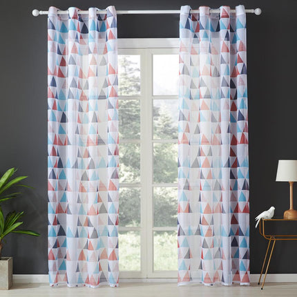 Rote Gardine mit geometrischem Dreiecksmuster