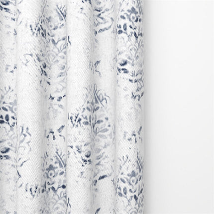 Eleganter Vorhang mit abstraktem Muster