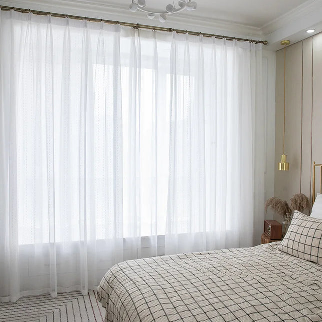 Voile-Gardine mit feiner Punkt-Stickerei
