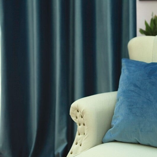 Glänzender Verdunkelungsvorhang Blau mit Ösen