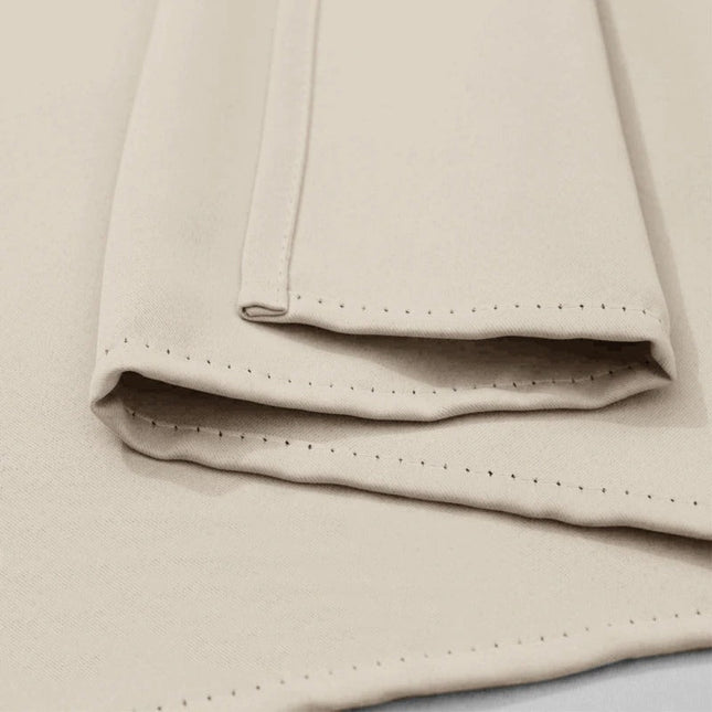 Wetterfester Pergola-Vorhang als Outdoor-Sichtschutz