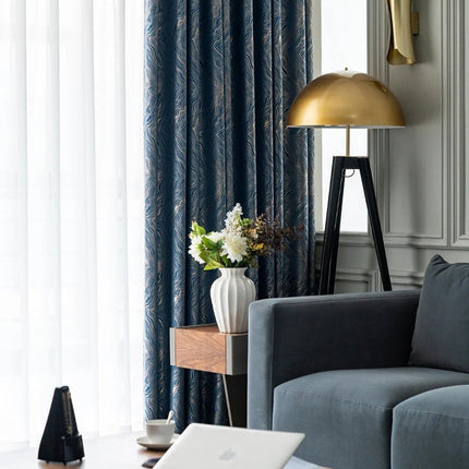 Nachtblauer Verdunkelungsvorhang mit feiner Struktur