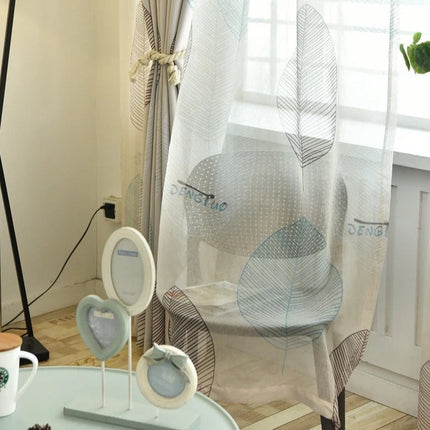 Transparente Gardine mit dezentem Blattmuster