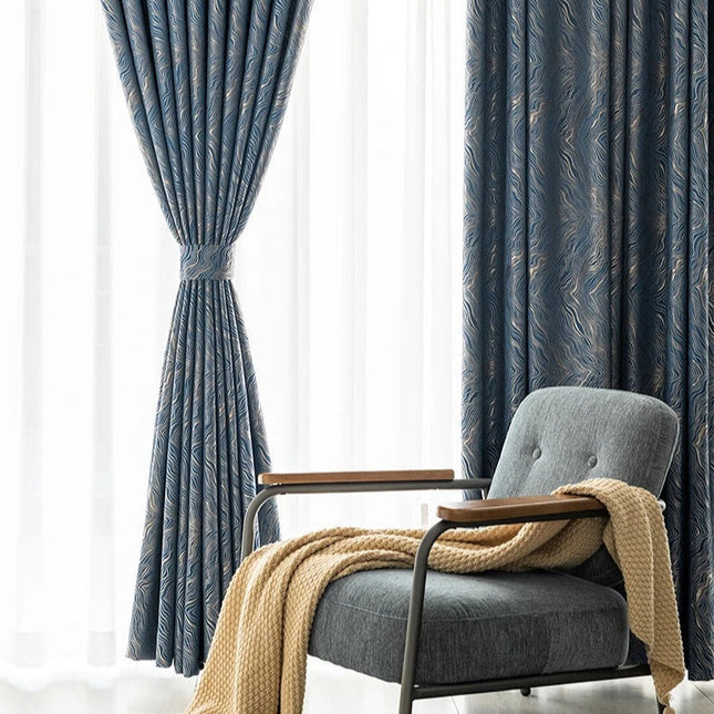 Nachtblauer Verdunkelungsvorhang mit feiner Struktur