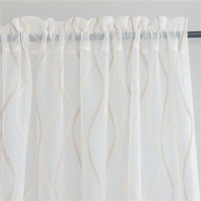 Gardine mit gewelltem Linienmuster modern