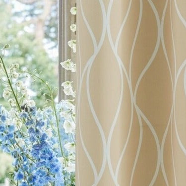 Outdoor-Vorhang Ferala mit modernem Wellenmuster