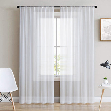 Transparente Gardine in schlichtem Design