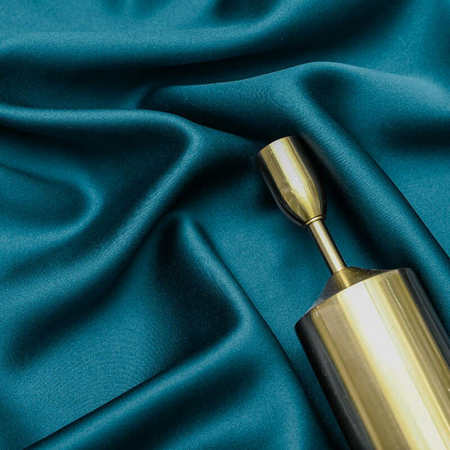 Samt Verdunkelungsvorhang Blau mit Goldstickerei