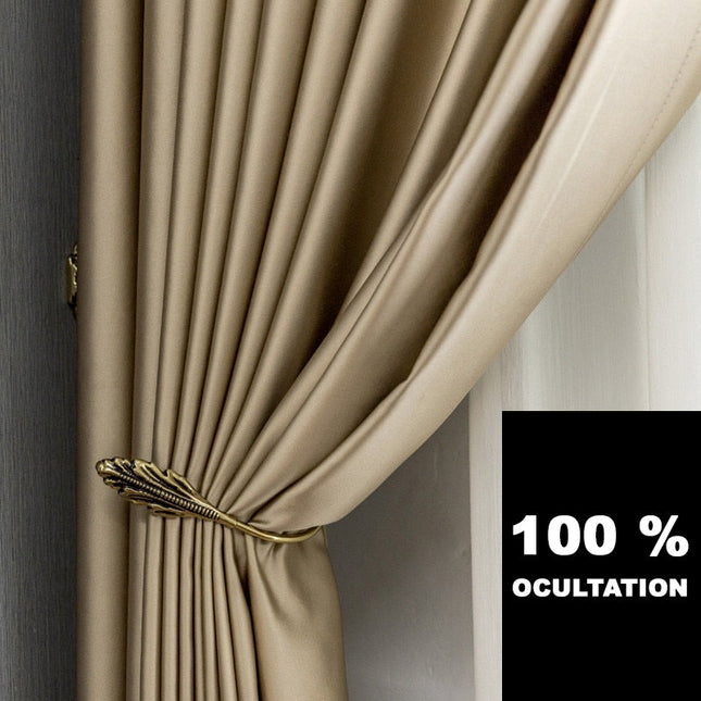Eleganter Verdunkelungsvorhang in Satin-Optik