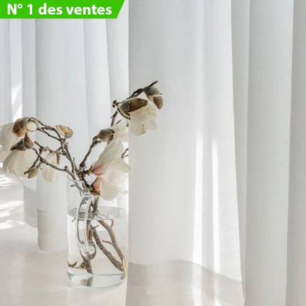 Weißer halbtransparenter Voile Vorhang